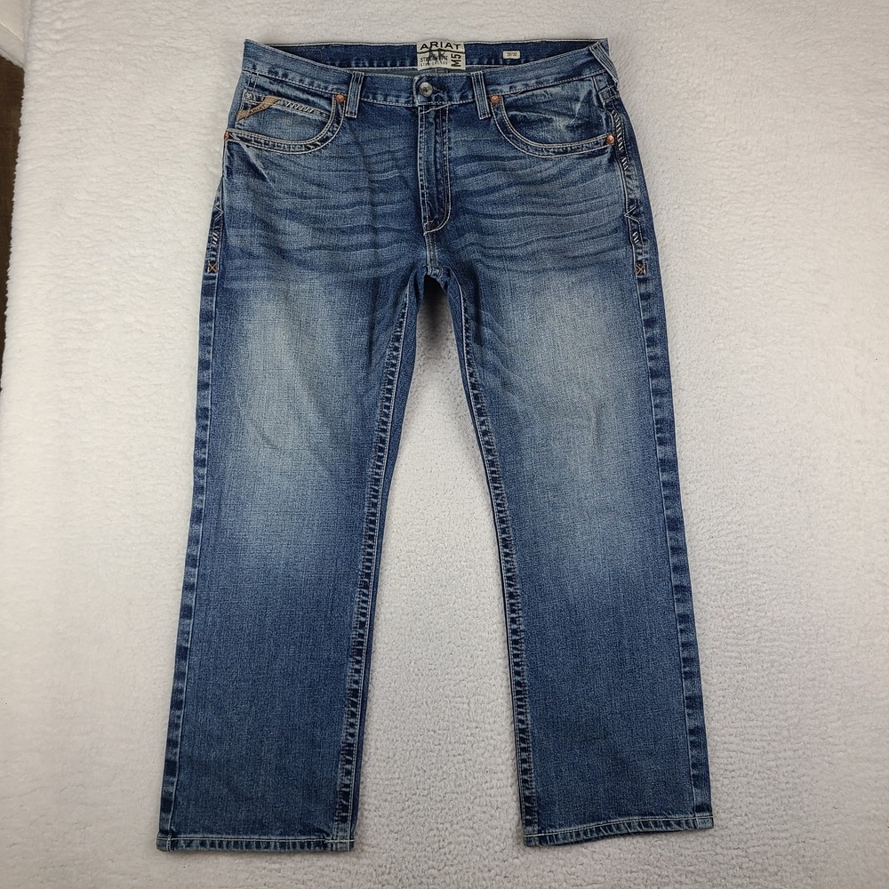 ARIAT Jeans Mens 38x30 Blue Straight Fit Leg Medium Wash Stillwell Denim